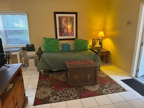 3405 N Ocean Dr in Hollywood, FL - Building Photo - Building Photo