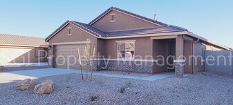 1543 E Inouye Dr in Casa Grande, AZ - Building Photo