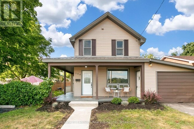 property at 104 Creswell Dr