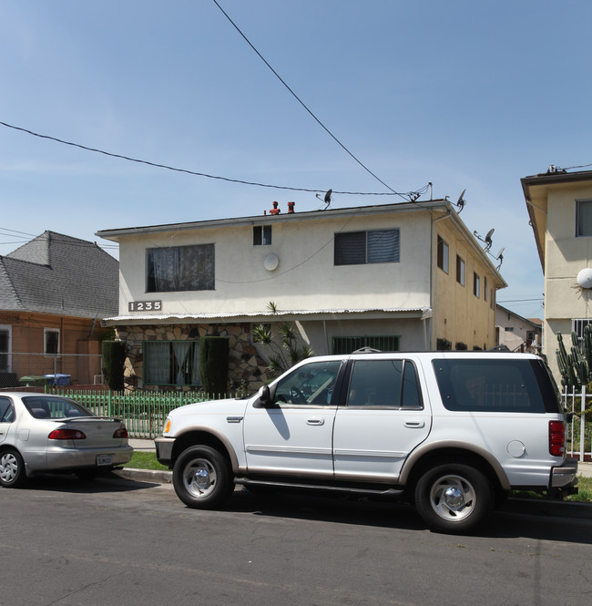 1235 Dewey Ave in Los Angeles, CA - Building Photo - Building Photo