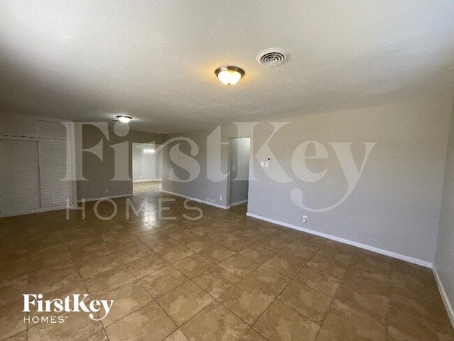 5961 NW 14th Ct in Sunrise, FL - Building Photo - Building Photo