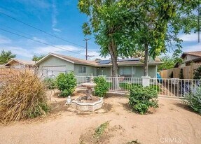 57004 Antelope Trail in Yucca Valley, CA - Building Photo