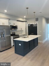 7517 Ridge Ave in Philadelphia, PA - Building Photo - Building Photo