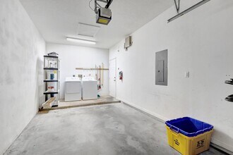 9820 Galleon Dr in Royal Palm Beach, FL - Building Photo - Building Photo