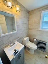 14 1st St in Glen Cove, NY - Building Photo - Building Photo