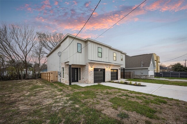 8218 Lawler St in Houston, TX - Building Photo - Building Photo