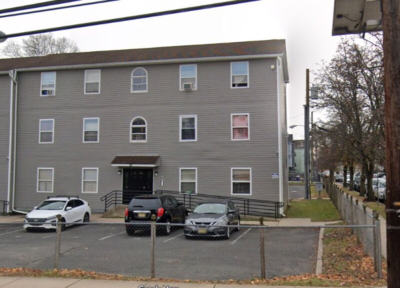 94 16th Ave in Newark, NJ - Foto de edificio