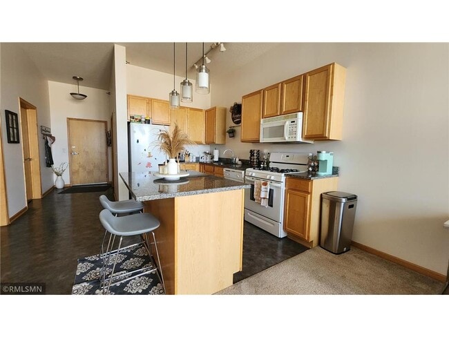 2650 University Ave W in St. Paul, MN - Building Photo - Building Photo