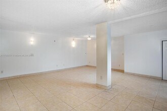 3553 Magellan Cir, Unit 3111 in Aventura, FL - Building Photo - Building Photo