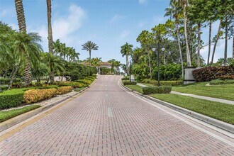 11750 Bayfield Dr in Boca Raton, FL - Building Photo - Building Photo