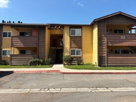 513 Calle Montecito in Oceanside, CA - Building Photo