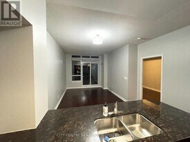 388-1388 Prince of Wales Dr in Mississauga, ON - Building Photo