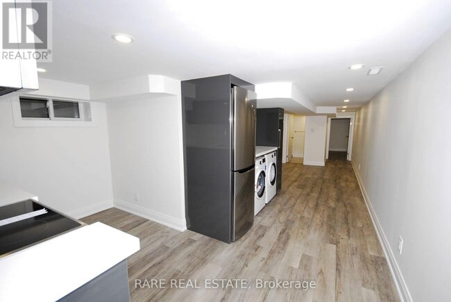 property at 779 Dovercourt Rd