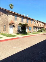 22 South Dr in Pharr, TX - Building Photo