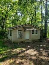 200 Sanders Hill Dr in Weaver, AL - Building Photo - Building Photo