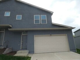 7615 N Mercier Ct in Kansas City, MO - Building Photo