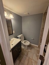 7509 Lenham Dr, Unit 521 in Fort Washington, MD - Building Photo - Building Photo
