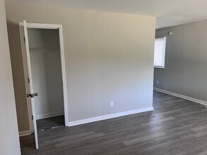 815 Norwood Dr in Charlotte, NC - Building Photo - Building Photo