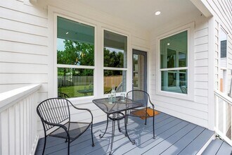 6832 Morrow St in Houston, TX - Foto de edificio - Building Photo