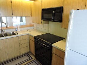 701 Seafarer Cir in Jupiter, FL - Building Photo - Building Photo