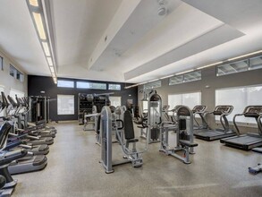 Park Pointe in El Cajon, CA - Building Photo - Building Photo