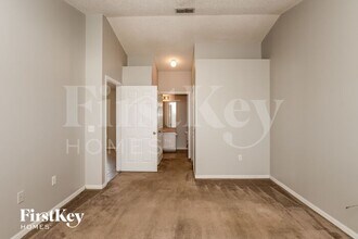7540 Groveoak Dr in Orlando, FL - Building Photo - Building Photo