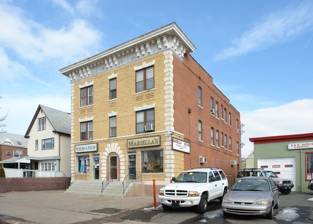 440-442 Franklin Ave in Hartford, CT - Building Photo
