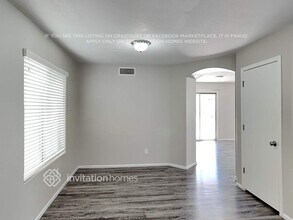 4823 W Beautiful Ln in Phoenix, AZ - Building Photo - Building Photo