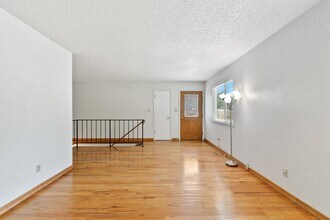 7105 Omaha Blvd in Colorado Springs, CO - Building Photo - Building Photo