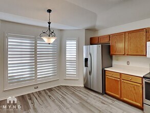 4611 Echo Lake Dr in San Antonio, TX - Building Photo - Building Photo