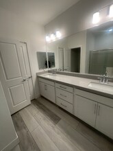 7193 W Camero Ave in Las Vegas, NV - Building Photo - Building Photo