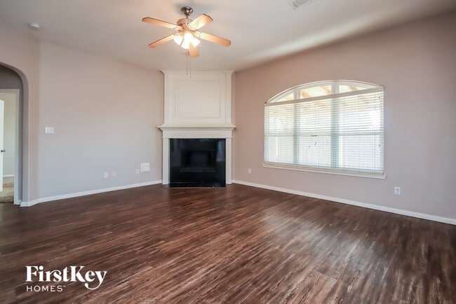 4702 Mohave Cir in Baytown, TX - Building Photo - Building Photo