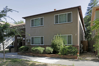 2521 O St in Sacramento, CA - Building Photo - Building Photo