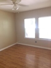221 Bowen Loop in Cleveland, TX - Building Photo - Building Photo