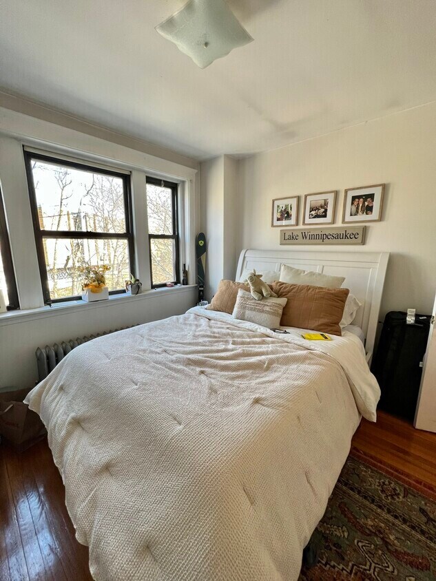8 Egremont Rd, Unit R22 in Boston, MA - Foto de edificio - Building Photo