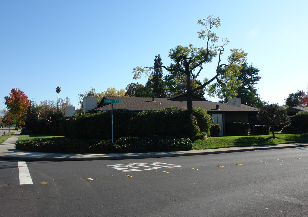 1981 Desert Cir in Walnut Creek, CA - Building Photo