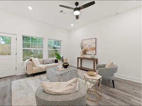 4016 Northfield Ln in Houston, TX - Building Photo - Building Photo