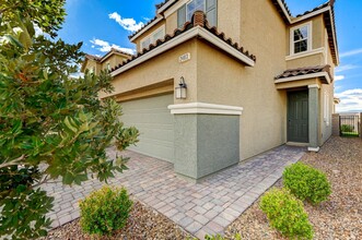 2483 Padulle Pl in Henderson, NV - Building Photo - Building Photo