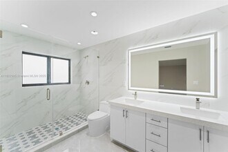 9940 SW 155th Ave in Miami, FL - Building Photo - Building Photo