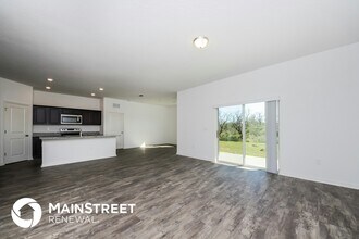 142 Hidden Lk Lp in Haines City, FL - Building Photo - Building Photo