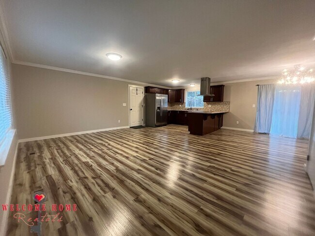 property at 1631 Rockcress Dr SE