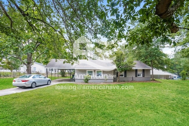 property at 618 Yates St NE