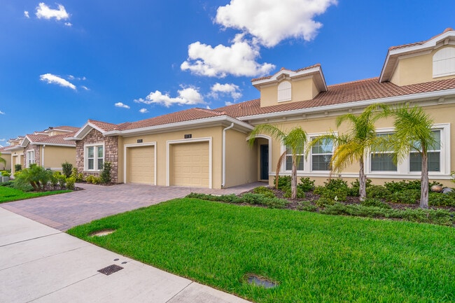 1173 Trappers Trail Loop in Davenport, FL - Building Photo - Building Photo