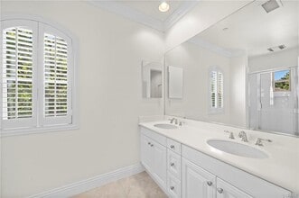 61 Shade Tree in Irvine, CA - Building Photo - Building Photo