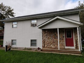 7114 250th Ave in Salem, WI - Building Photo