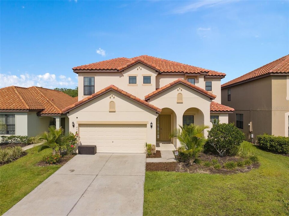 2643 Tranquility Way in Kissimmee, FL - Foto de edificio