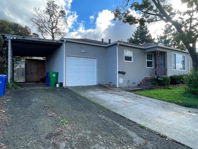 1939 Hill Ave in Hayward, CA - Building Photo - Building Photo