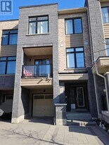 22 Vantage Lp in Newmarket, ON - Building Photo