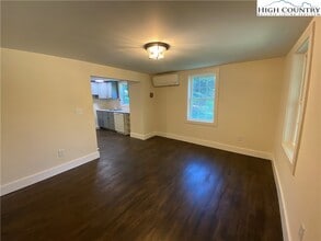 503 Von Turner Rd in West Jefferson, NC - Building Photo - Building Photo