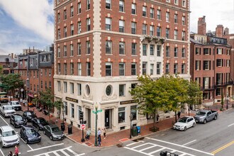 One Charles Condominiums in Boston, MA - Building Photo - Building Photo